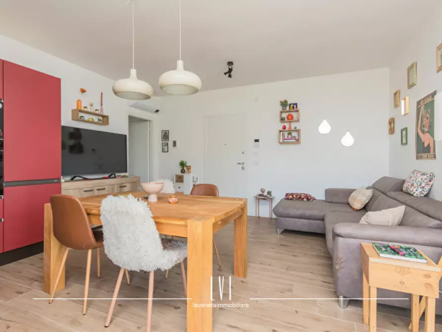Immagine 5 di Appartamento in vendita  in via nereo rocco 68 a Jesolo