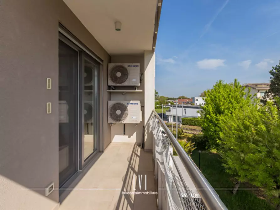 Immagine 22 di Appartamento in vendita  in via nereo rocco 68 a Jesolo