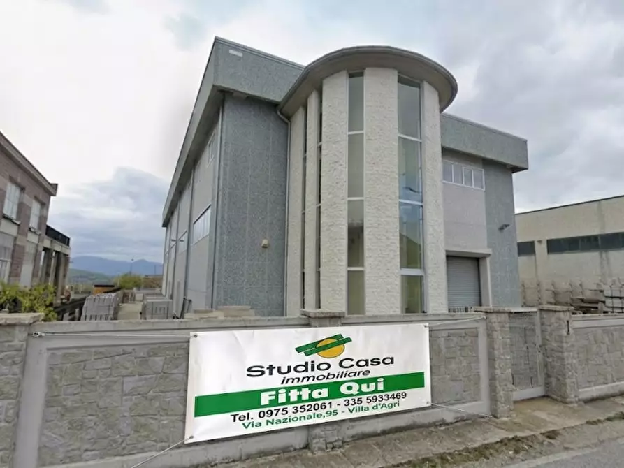 Immagine 1 di Attività commerciale in affitto  a Satriano Di Lucania