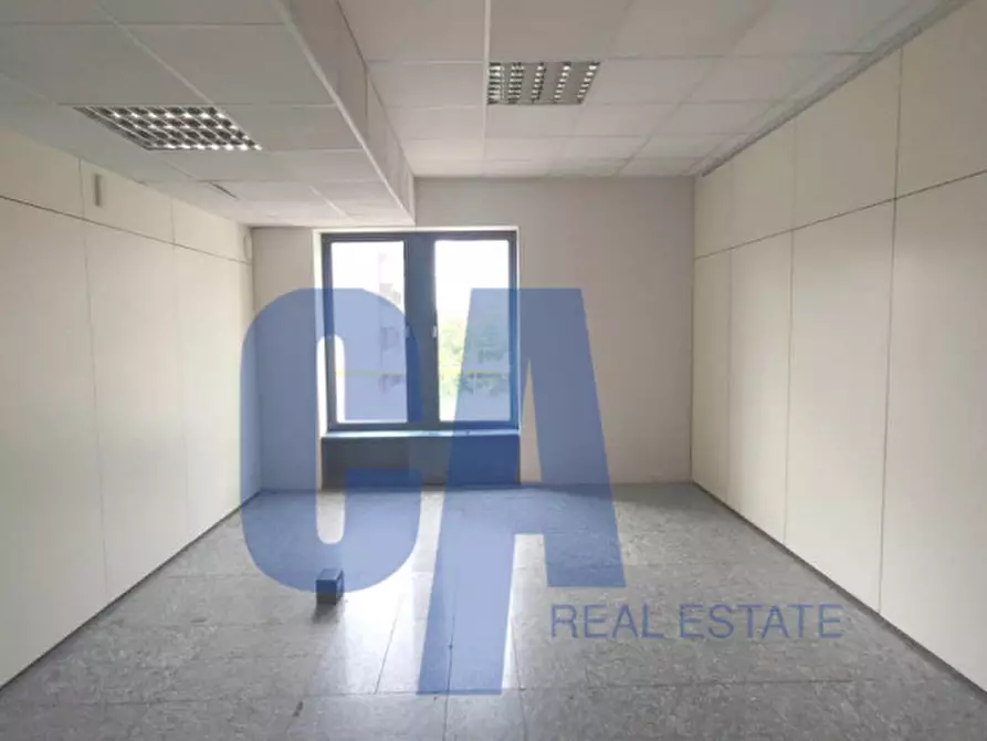 Immagine 13 di Palazzo in vendita  in VIA PARABIAGO a Milano