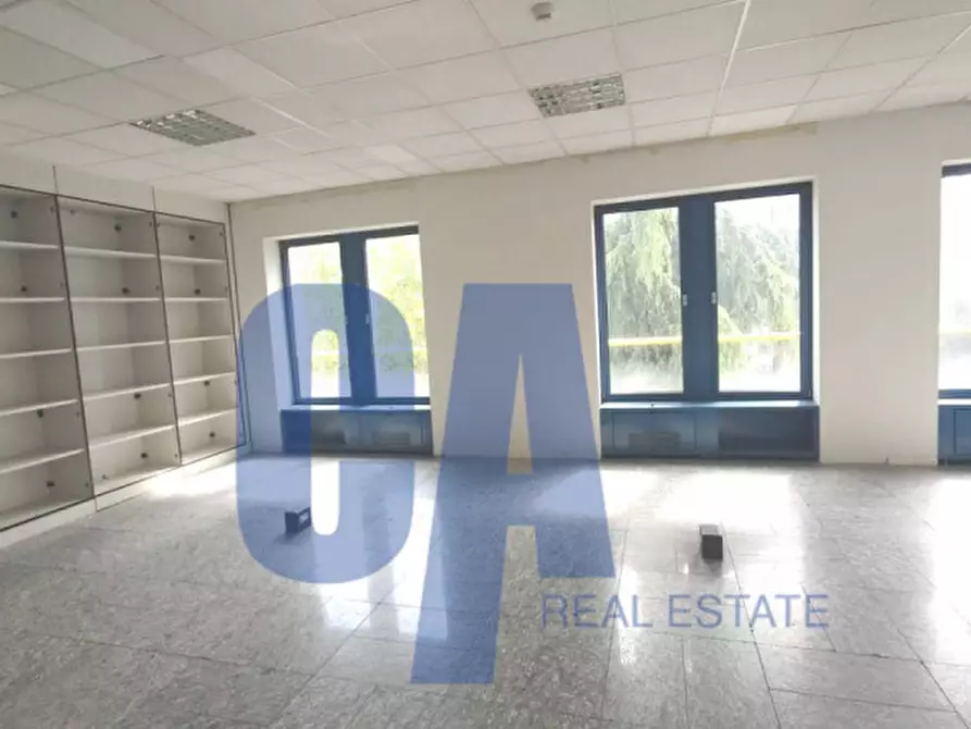 Immagine 14 di Palazzo in vendita  in VIA PARABIAGO a Milano