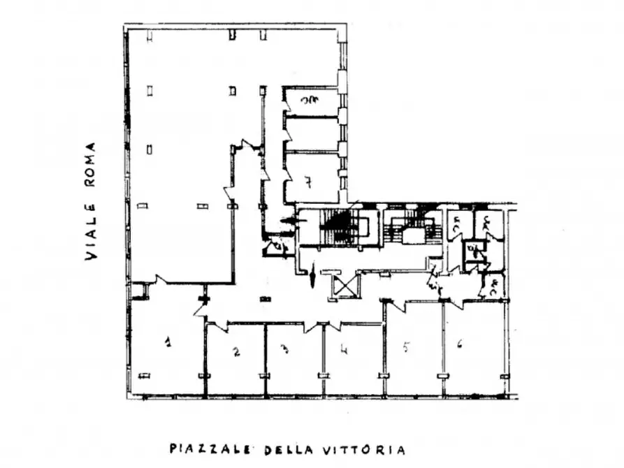 Immagine 3 di Ufficio in vendita  in Piazzale della Vittoria, 12, 47121 Forlì FC, Italia a Forli'