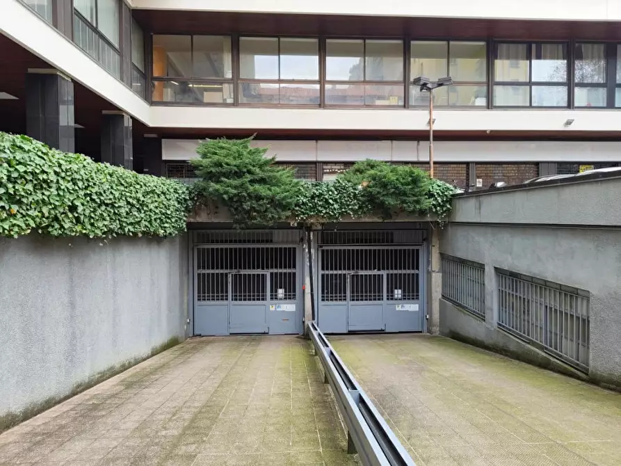 Immagine 3 di Magazzino in vendita  in Via Gian Domenico Romagnosi, 4/A, 10128 Torino TO, Italia a Torino