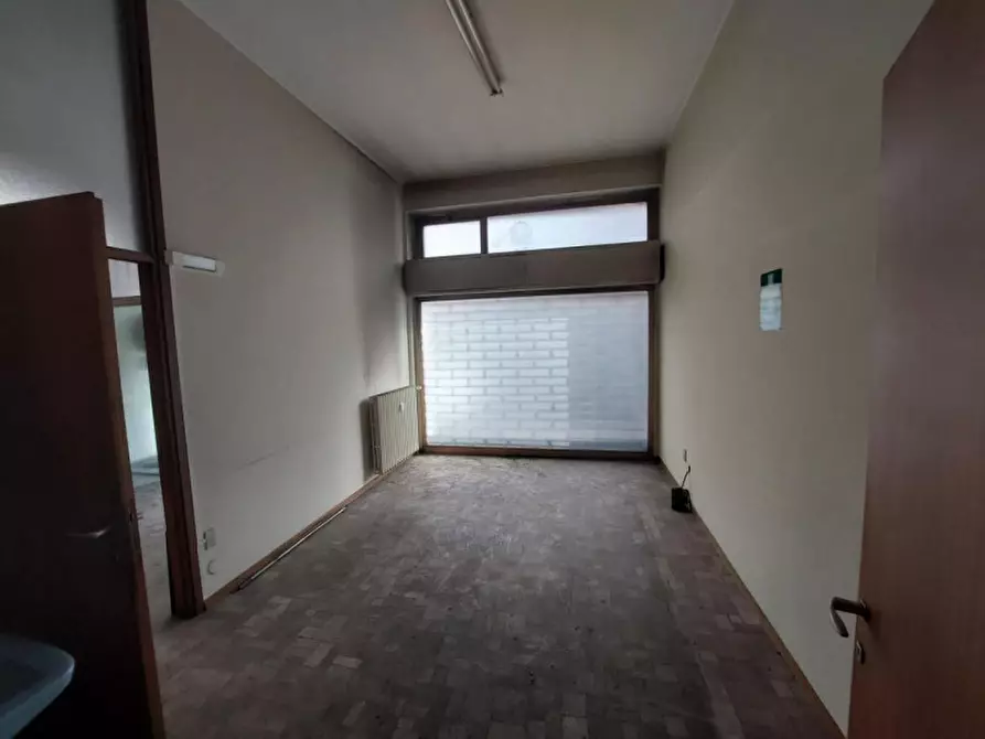 Immagine 27 di Ufficio in vendita  in Via Giuseppe Speroni, 5, 21100 Varese VA, Italia a Varese