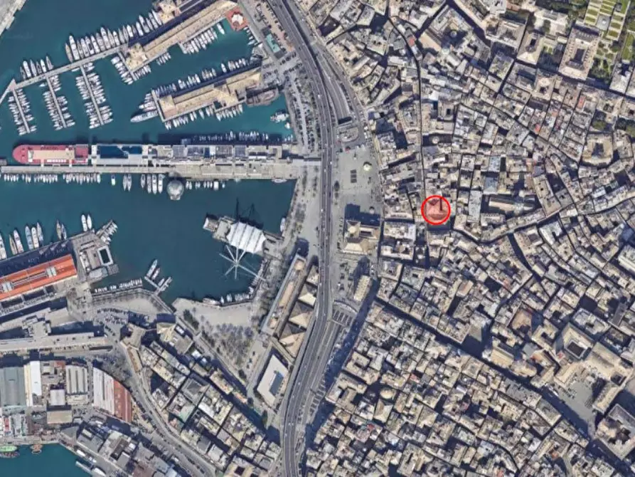 Immagine 1 di Magazzino in vendita  in Via S. Luca, 1, 16124 Genova GE, Italia a Genova