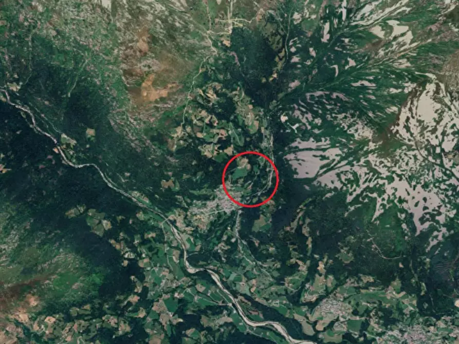 Immagine 1 di Terreno in vendita  in Via Fornello Ex Chioso, 10080 Traversella TO, Italia a Traversella