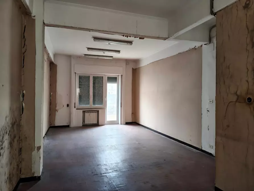 Immagine 8 di Ufficio in vendita  in Piazza Brignole, 3, 16122 Genova GE, Italia a Genova