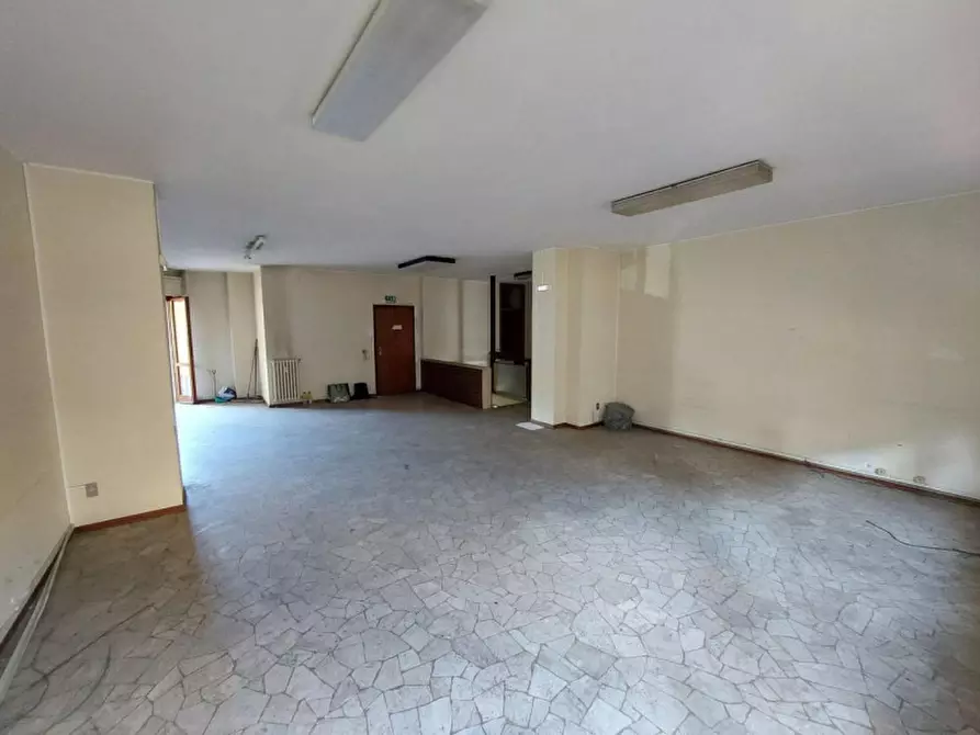 Immagine 10 di Ufficio in vendita  in Via Giuseppe Speroni, 5, 21100 Varese VA, Italia a Varese