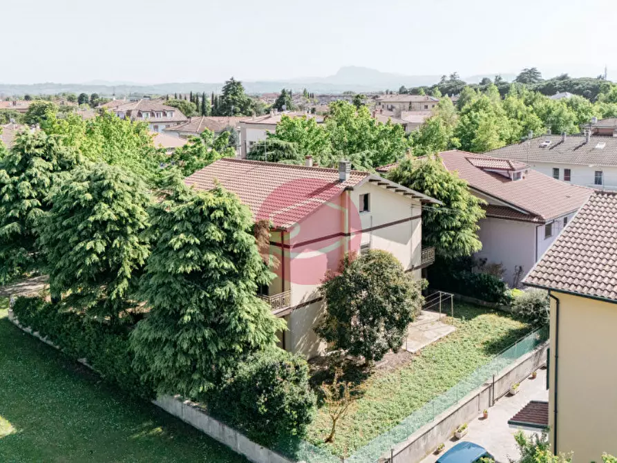 Immagine 4 di Villa in vendita  a Santarcangelo Di Romagna