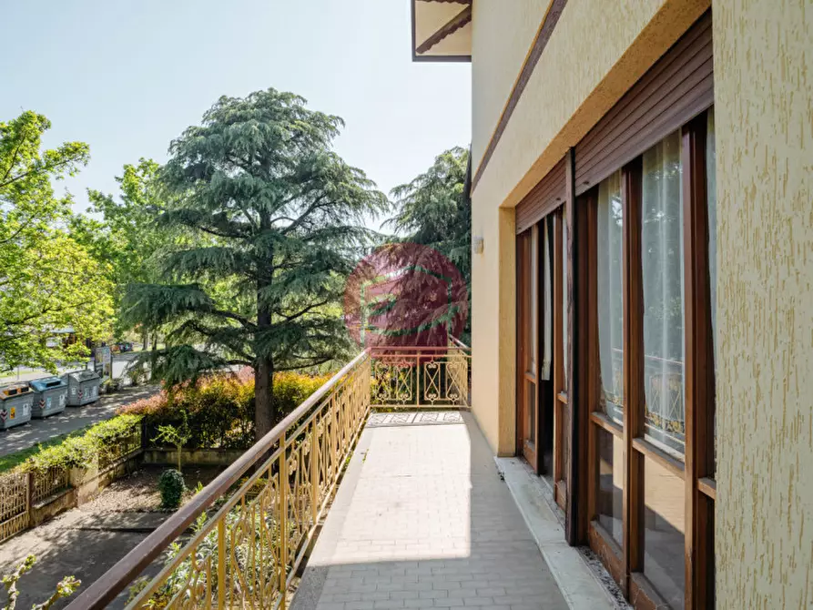 Immagine 28 di Villa in vendita  a Santarcangelo Di Romagna