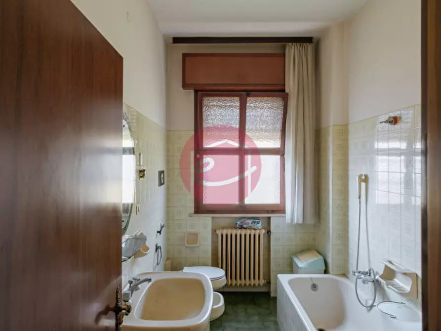 Immagine 39 di Villa in vendita  a Santarcangelo Di Romagna