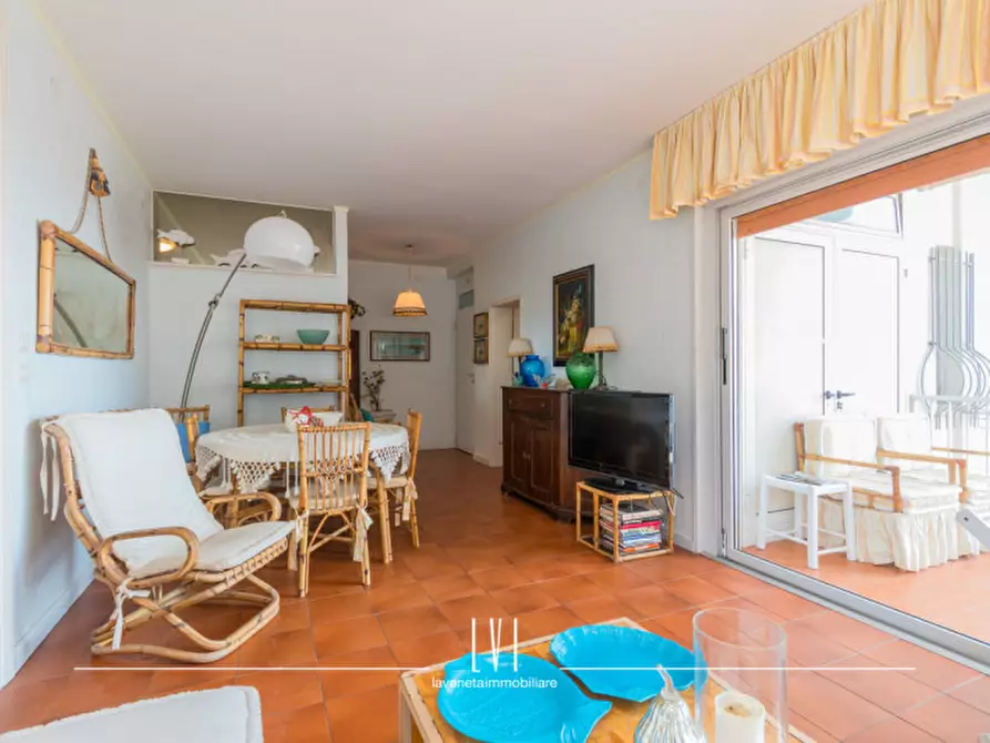 Immagine 5 di Appartamento in vendita  in Via Enrico Dandolo n.2 a Jesolo