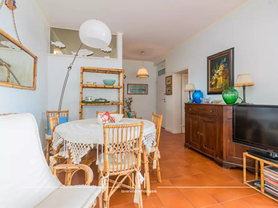 Immagine 11 di Appartamento in vendita  in Via Enrico Dandolo n.2 a Jesolo