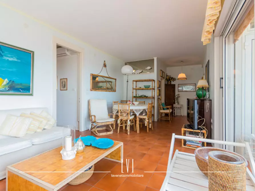 Immagine 12 di Appartamento in vendita  in Via Enrico Dandolo n.2 a Jesolo