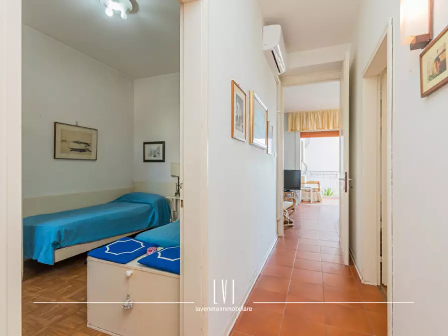 Immagine 21 di Appartamento in vendita  in Via Enrico Dandolo n.2 a Jesolo