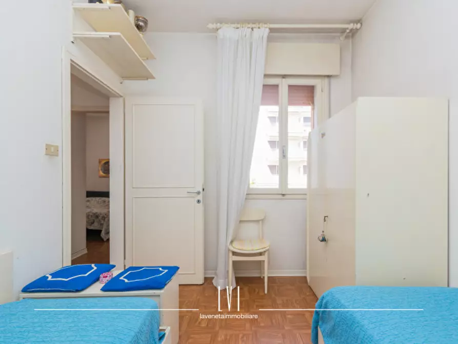 Immagine 23 di Appartamento in vendita  in Via Enrico Dandolo n.2 a Jesolo