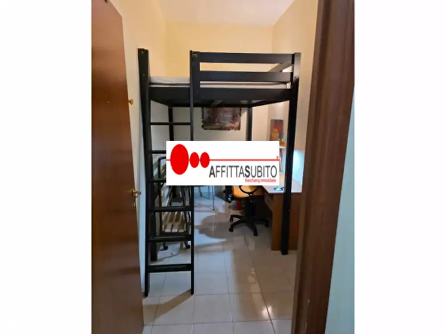 Immagine 1 di Appartamento in affitto  in Via dei Tribunali, 124 a Napoli