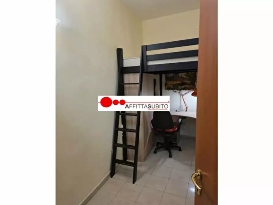 Immagine 2 di Appartamento in affitto  in Via dei Tribunali, 124 a Napoli