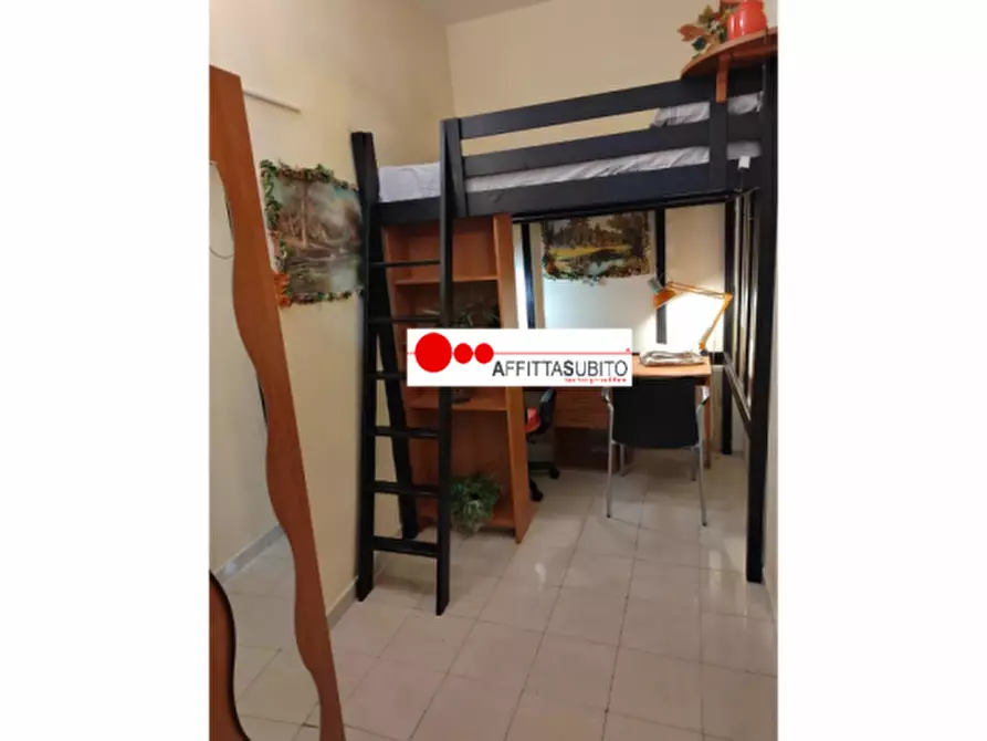 Immagine 5 di Appartamento in affitto  in Via dei Tribunali, 124 a Napoli