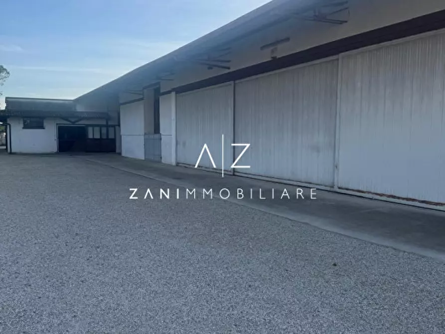 Immagine 17 di Attività commerciale in vendita  in Via Brenta a San Martino Di Lupari