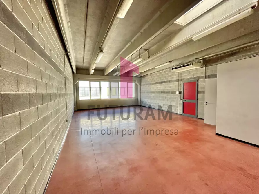 Immagine 4 di Laboratorio in affitto  in Via degli Alpini a Camisano Vicentino