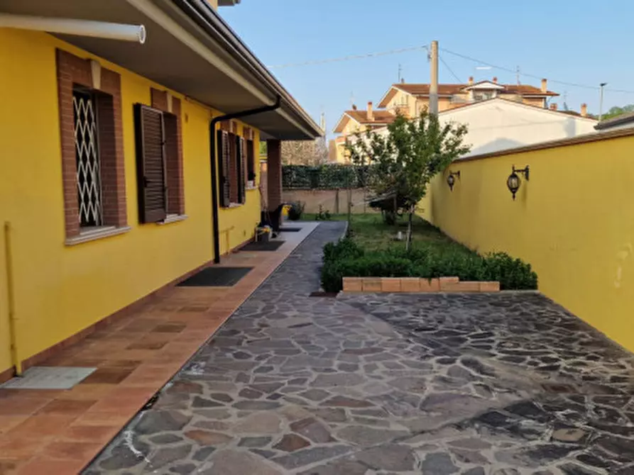 Immagine 30 di Villa in vendita  in fine via vestina a Montesilvano