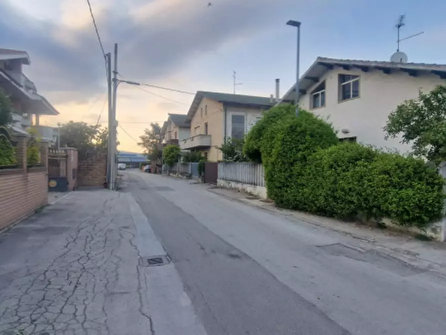 Immagine 35 di Villa in vendita  in fine via vestina a Montesilvano