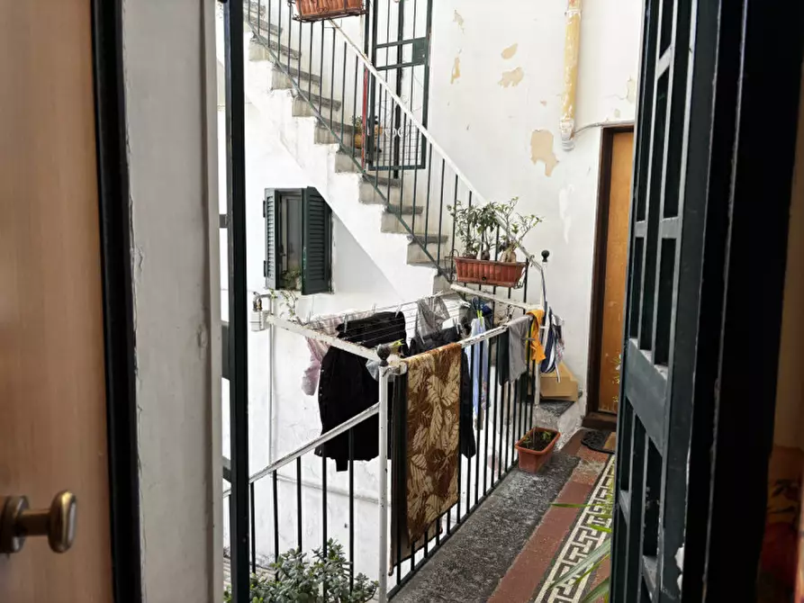 Immagine 10 di Appartamento in vendita  in VIA XX SETTEMBRE N°53 a Torre Del Greco