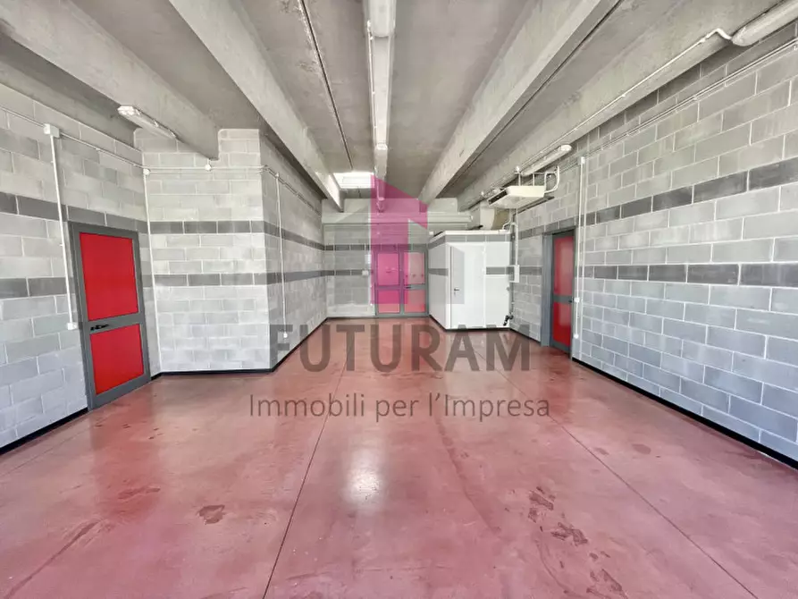 Immagine 19 di Laboratorio in affitto  in Via degli Alpini a Camisano Vicentino