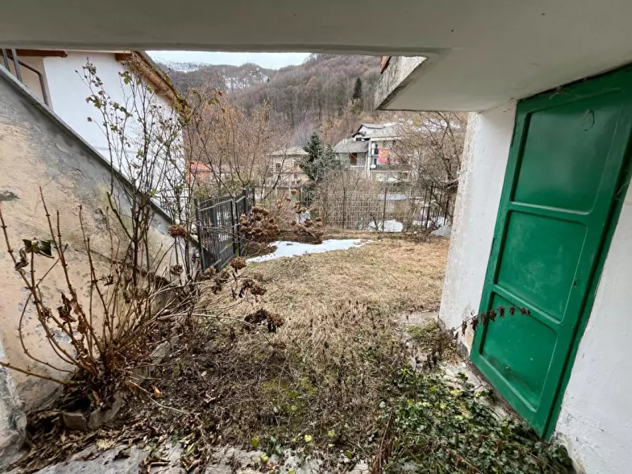 Immagine 17 di Casa indipendente in vendita  in Via Sereine a Alpette
