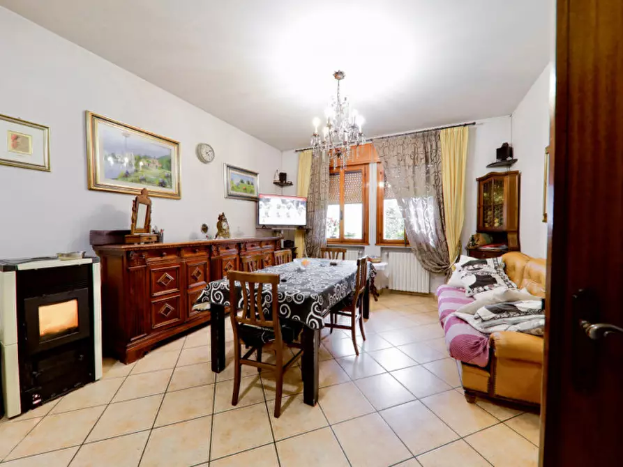 Immagine 3 di Casa bifamiliare in vendita  in Via Altura a Ospedaletto Euganeo