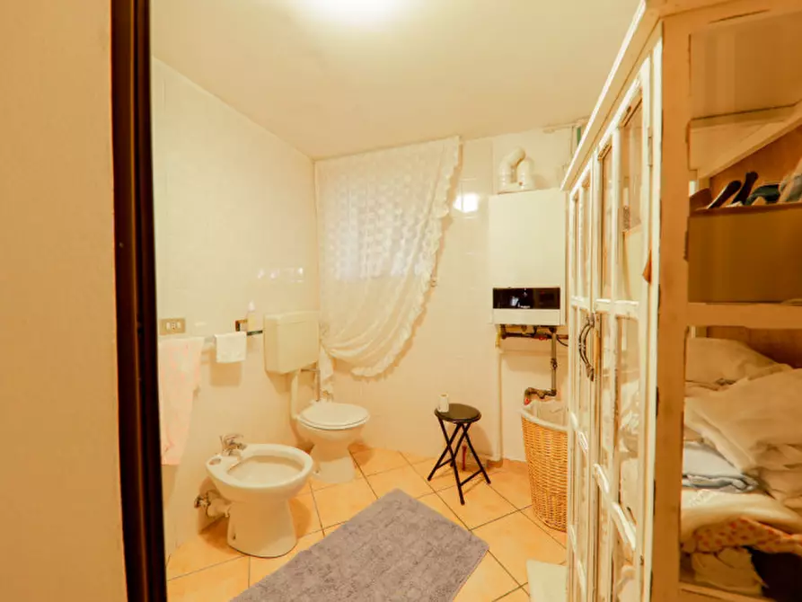 Immagine 6 di Casa bifamiliare in vendita  in Via Altura a Ospedaletto Euganeo