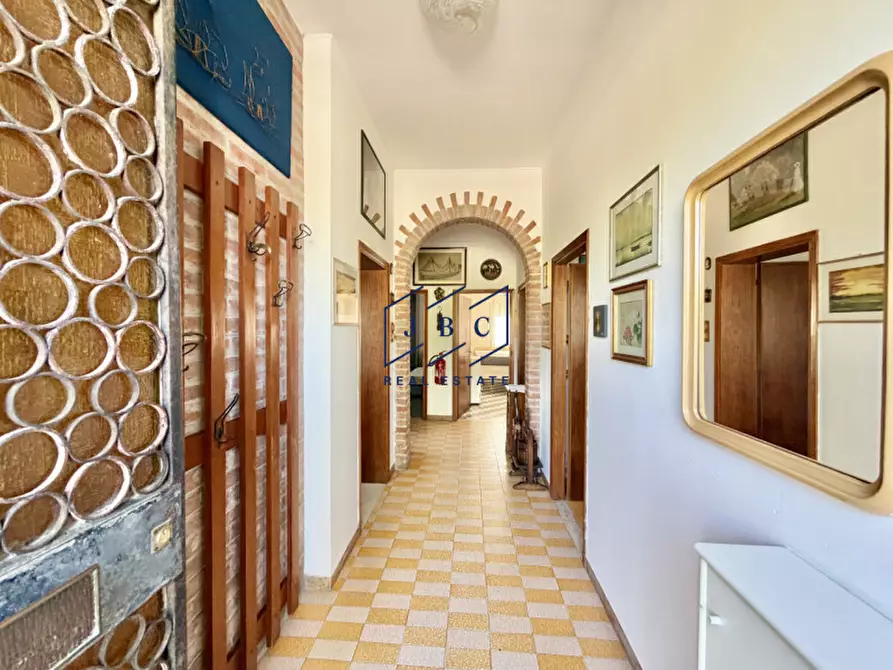Immagine 1 di Casa indipendente in vendita  in Via Vincenzo Monti a Jesolo