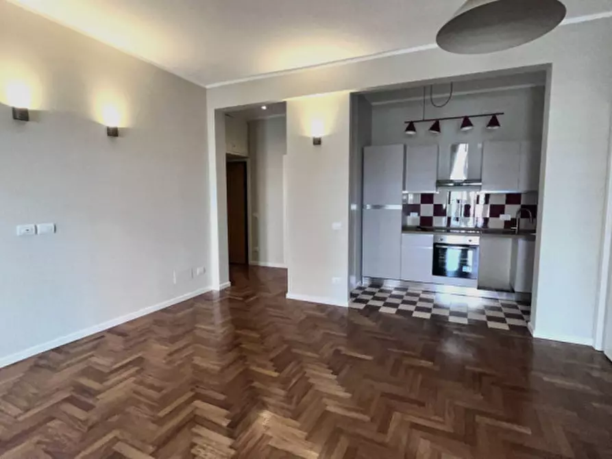Immagine 6 di Appartamento in affitto  in Via Francesco Borgatti a Roma