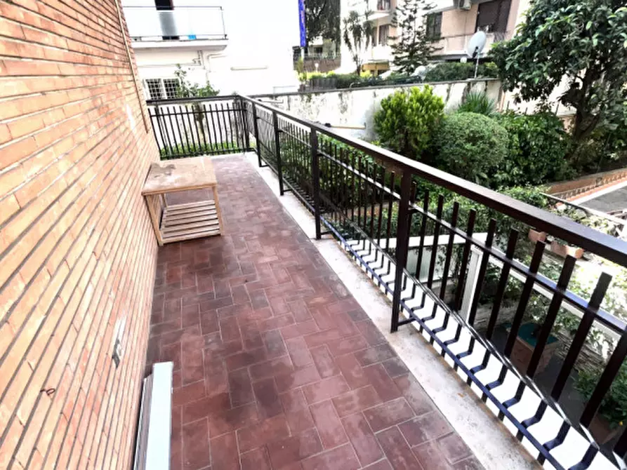 Immagine 22 di Appartamento in affitto  in Via Francesco Borgatti a Roma