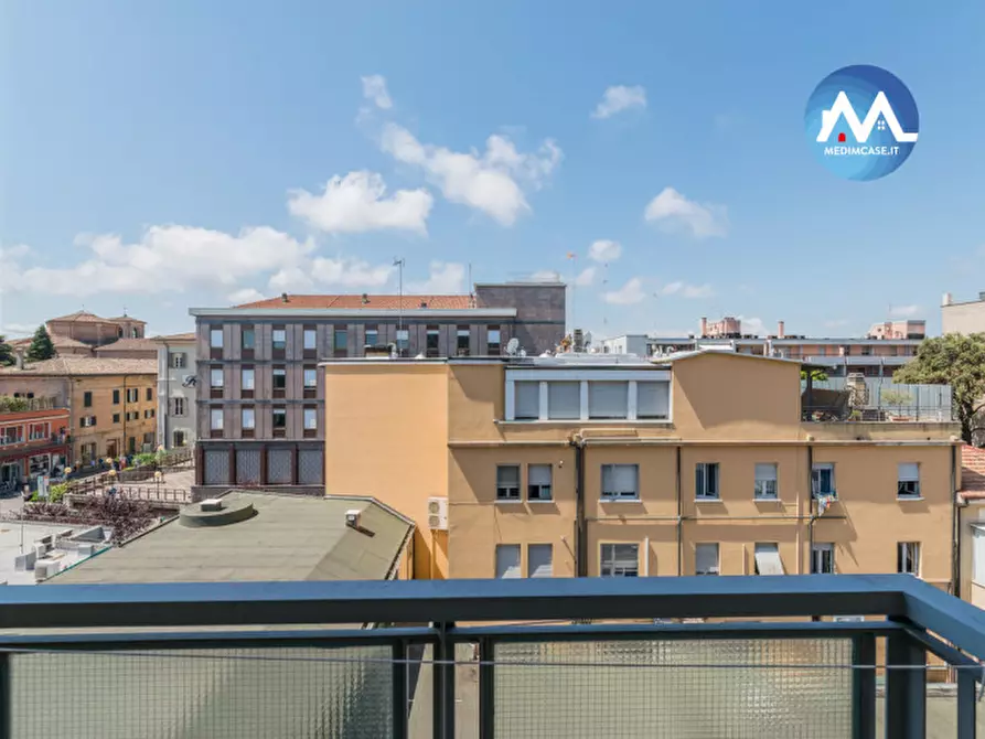 Immagine 20 di Appartamento in vendita  in Viale della Repubblica a Pesaro