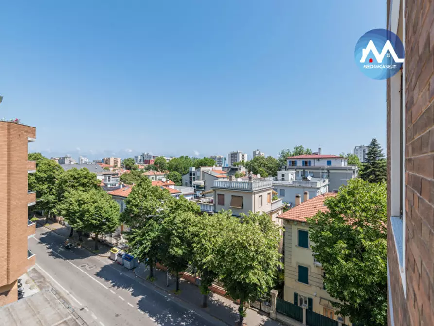 Immagine 21 di Appartamento in vendita  in Viale della Repubblica a Pesaro