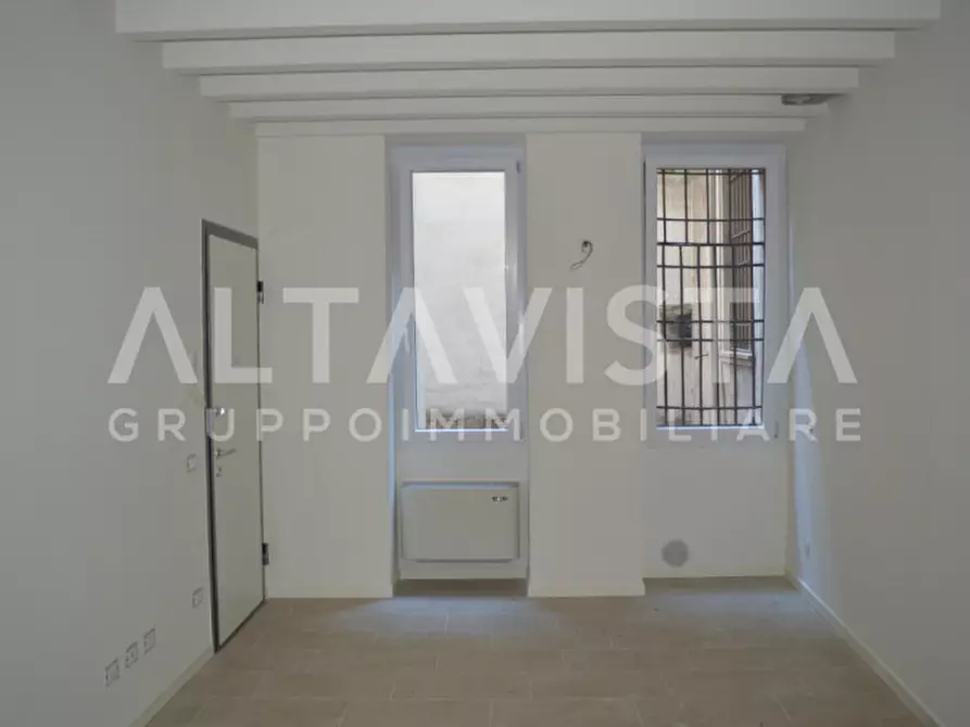 Immagine 9 di Appartamento in vendita  in Via San Faustino a Brescia