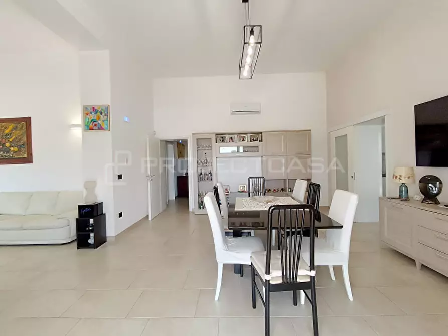 Immagine 14 di Villa in vendita  in strada vicinale Melpignano a Castrignano De' Greci