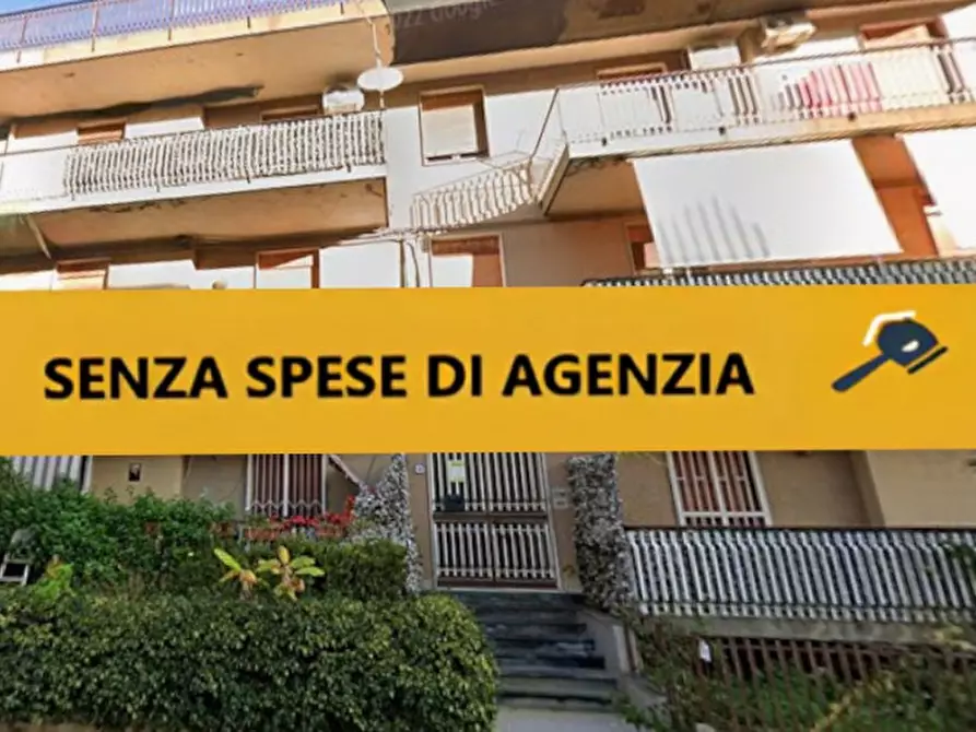 Immagine 1 di Appartamento in vendita  in Via Giacomo Matteotti, n 36, 95022 Aci Catena CT, Italia a Aci Catena