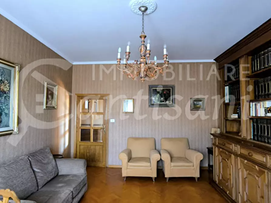 Immagine 6 di Appartamento in vendita  in Via Francesco Caracciolo a Firenze