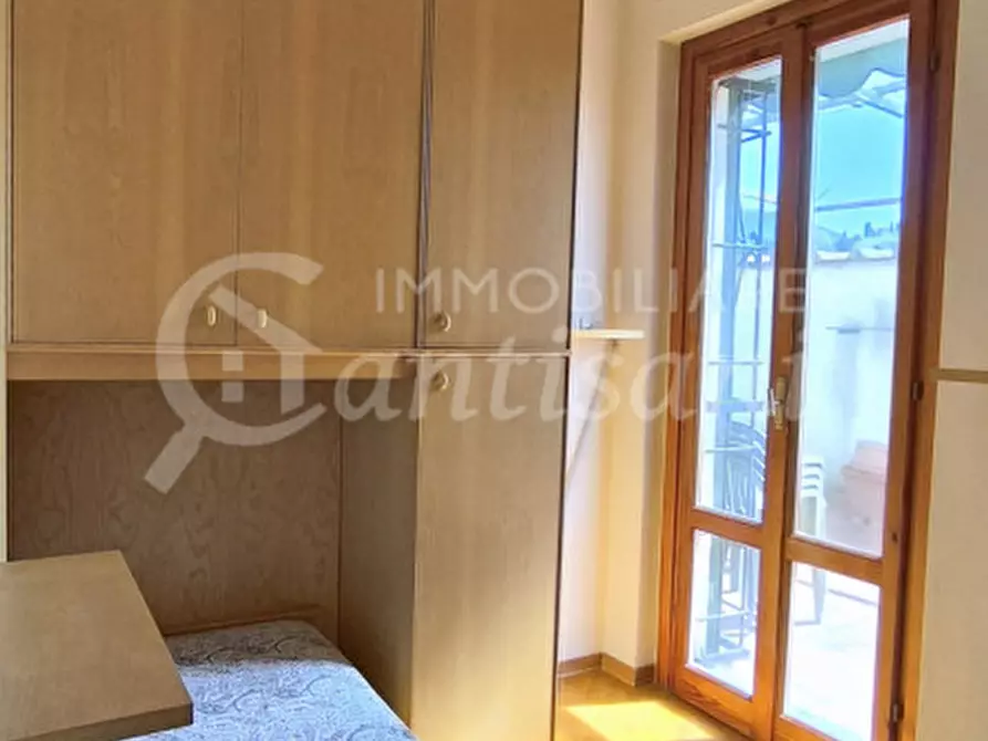 Immagine 11 di Appartamento in vendita  in Via Francesco Caracciolo a Firenze