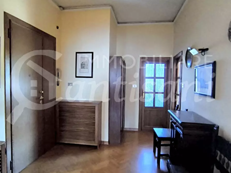 Immagine 15 di Appartamento in vendita  in Via Francesco Caracciolo a Firenze