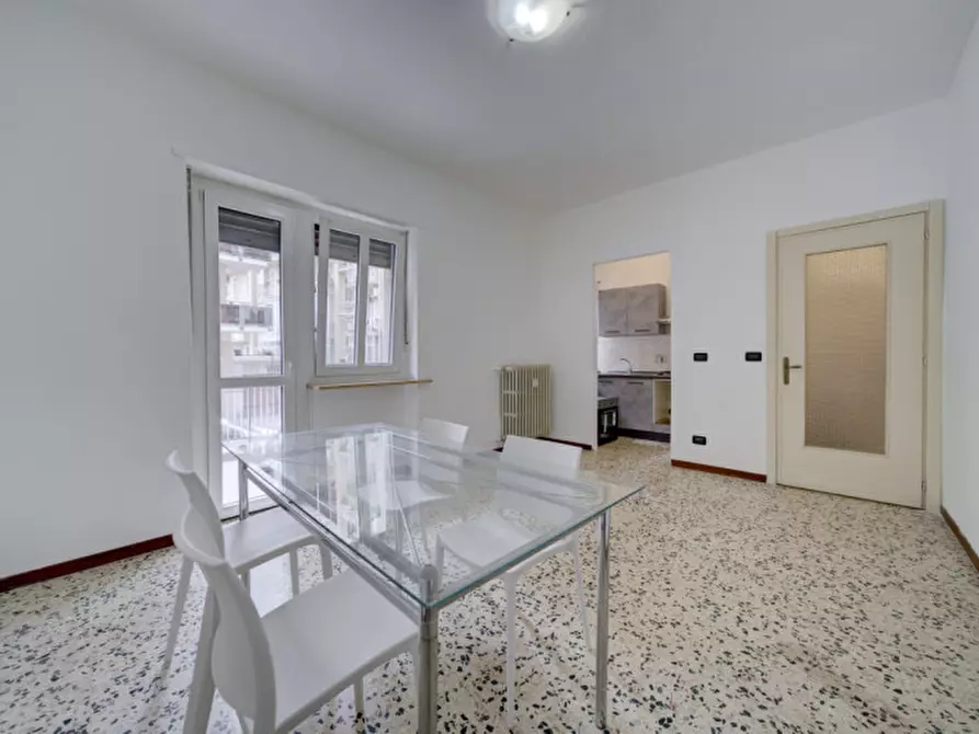 Immagine 1 di Appartamento in affitto  in Via Piossasco, 11 a Torino