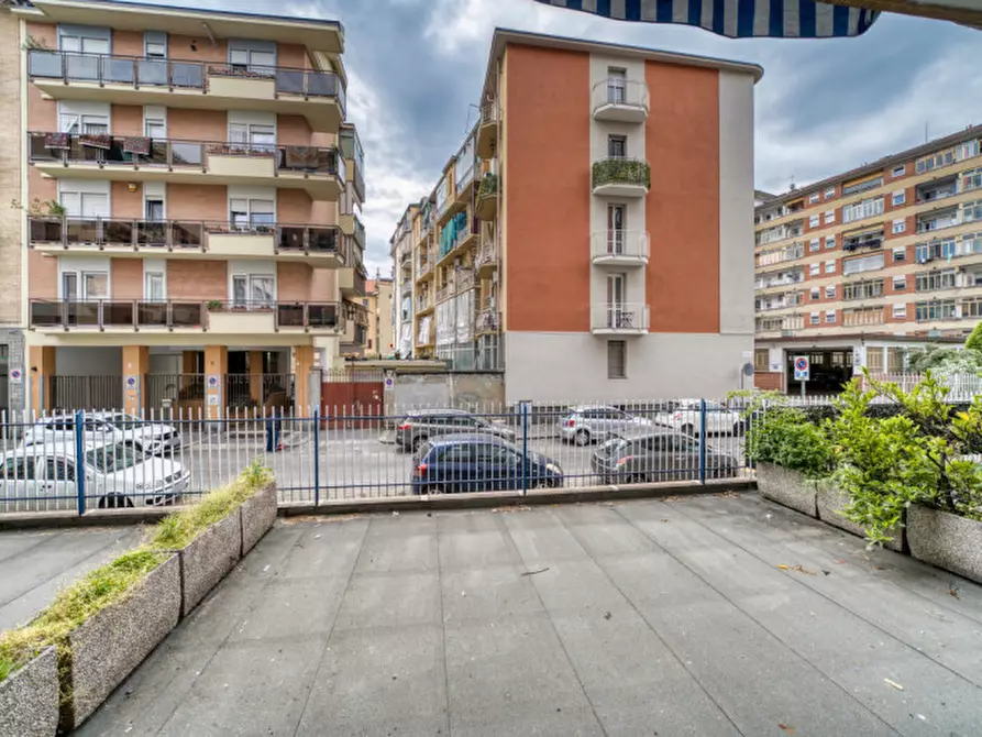 Immagine 9 di Appartamento in affitto  in Via Piossasco, 11 a Torino