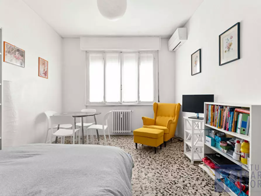 Immagine 3 di Appartamento in vendita  in via carlo torre, 45 a Milano