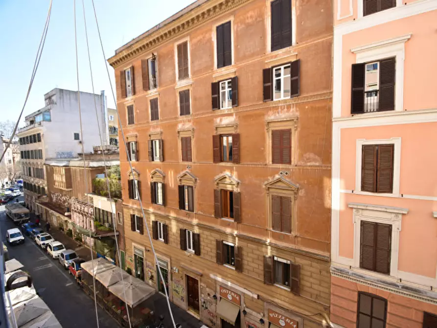 Immagine 23 di Appartamento in affitto  in Via Natale del Grande a Roma