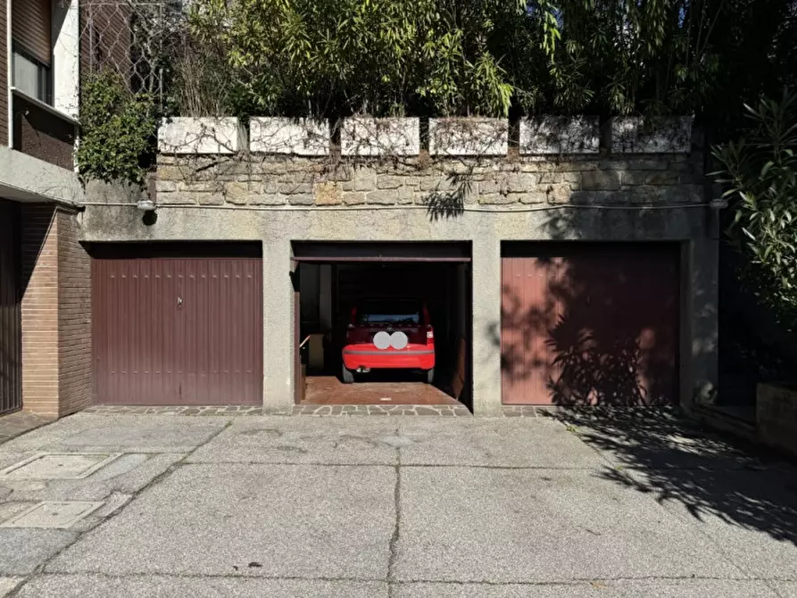 Immagine 24 di Appartamento in vendita  in Via del Panorama 42 a Trieste