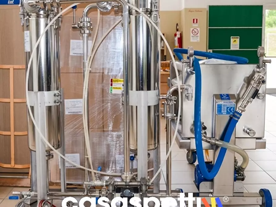 Immagine 18 di Laboratorio in vendita  in Strada Ponterosso snc a Saludecio