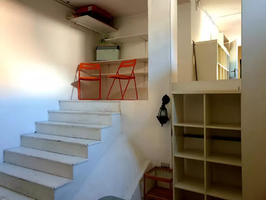 Immagine 4 di Appartamento in vendita  in via altabella a Bologna